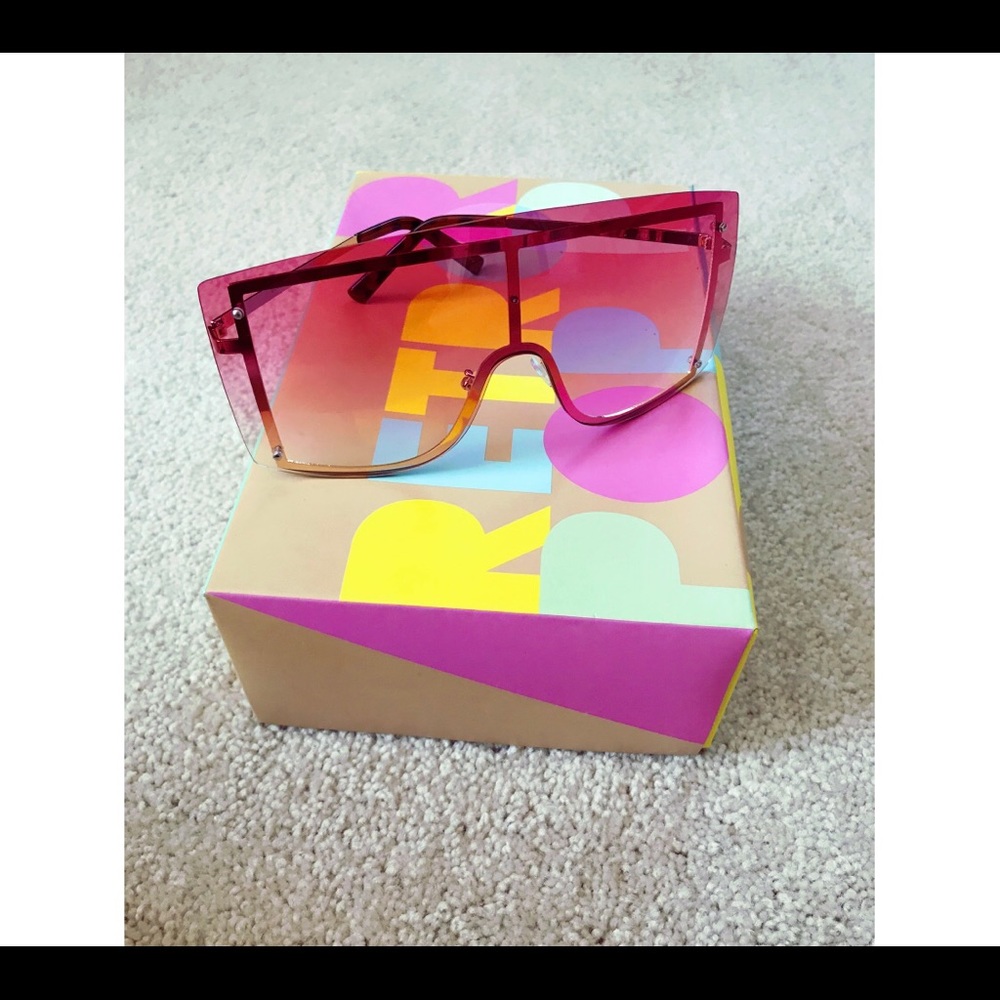 Oversized Sunglasses!